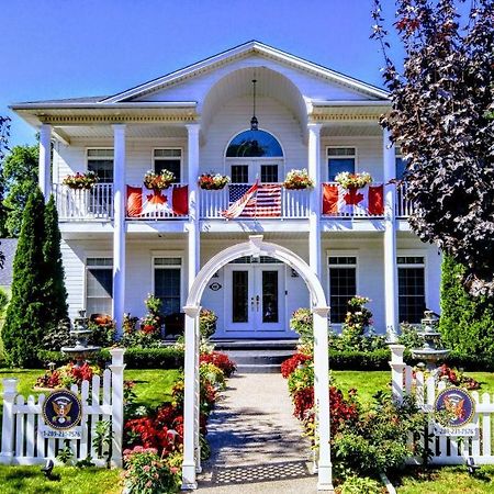 The White House Boutique B&B Niagara-on-the-Lake Exterior foto
